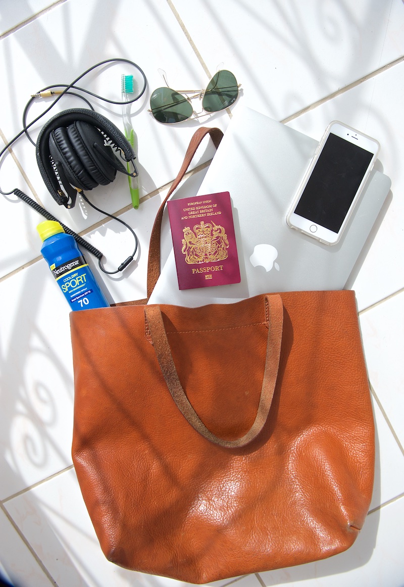 madewell transport tote, madewell leather tote