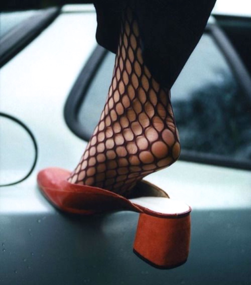how to wear block heel mules