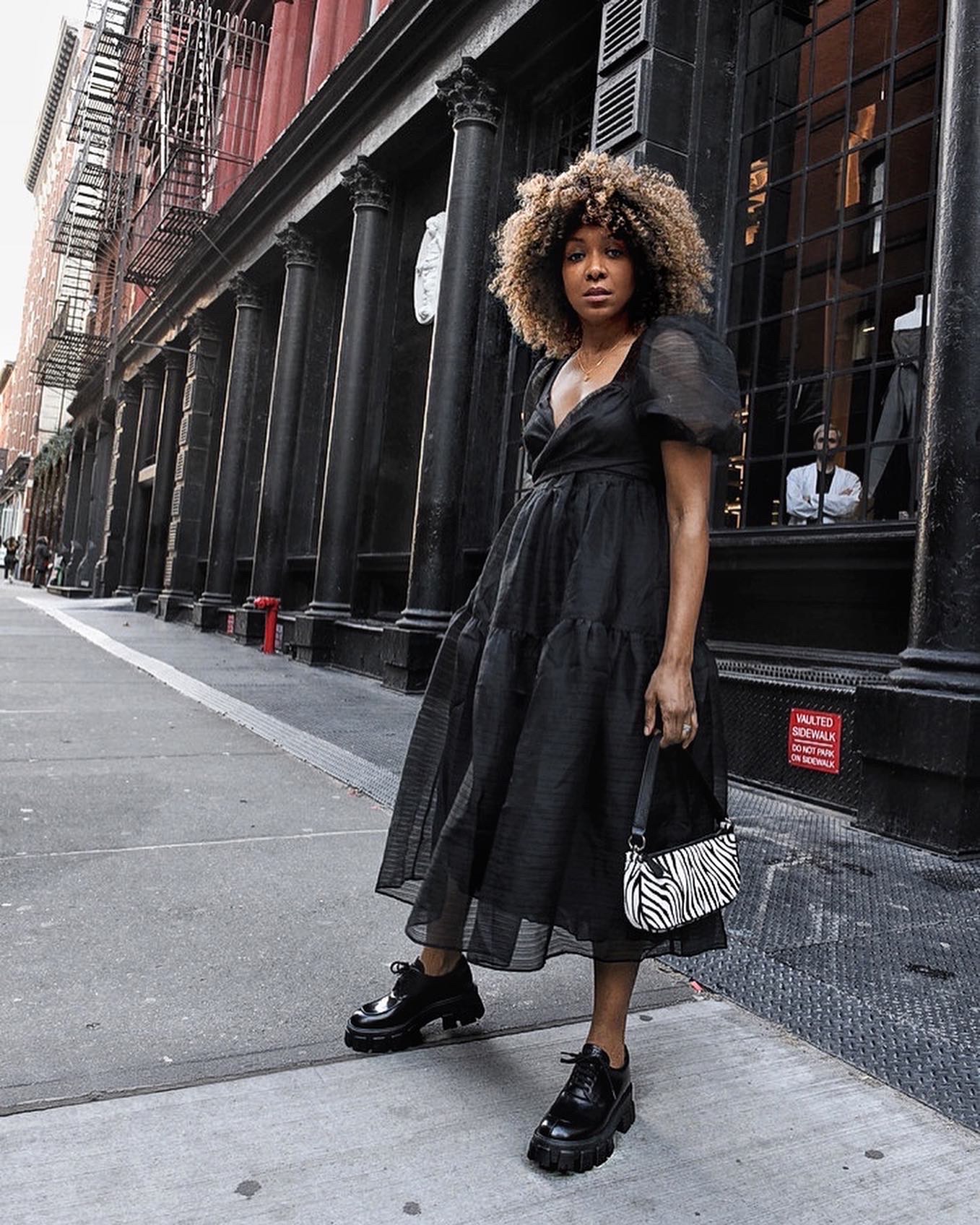 puff sleeve dresses