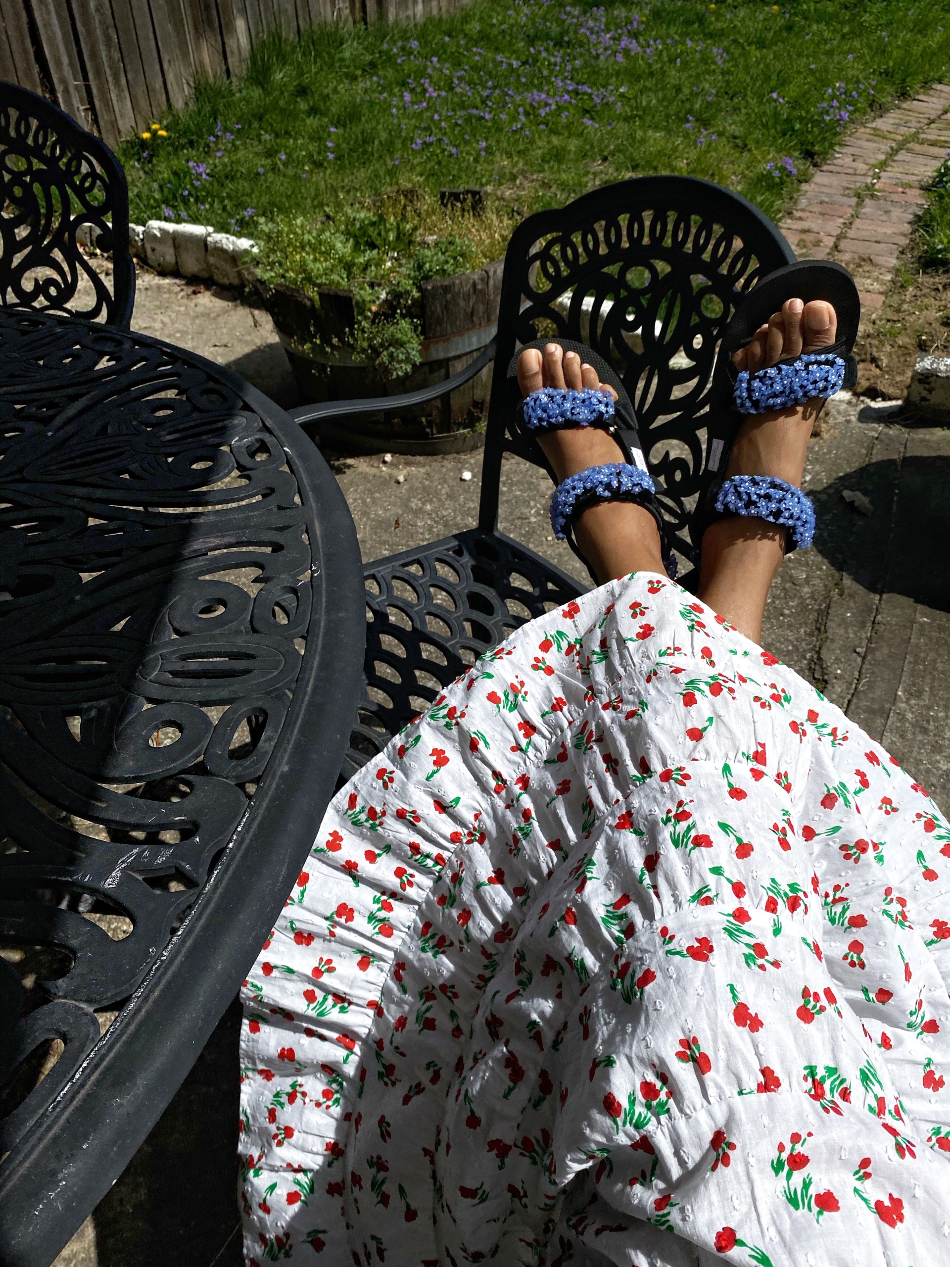 how to style teva sandals