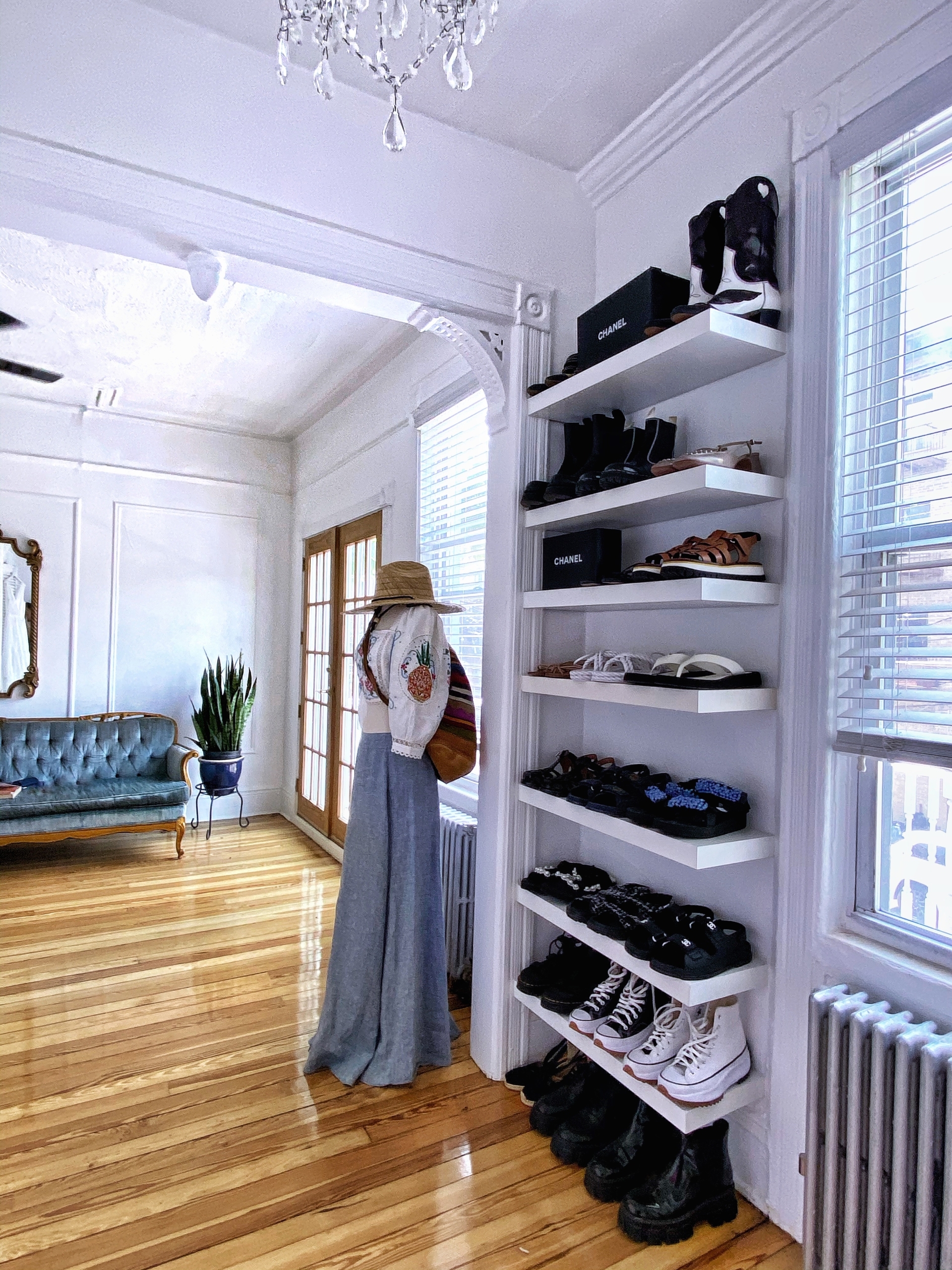 shoe shelf