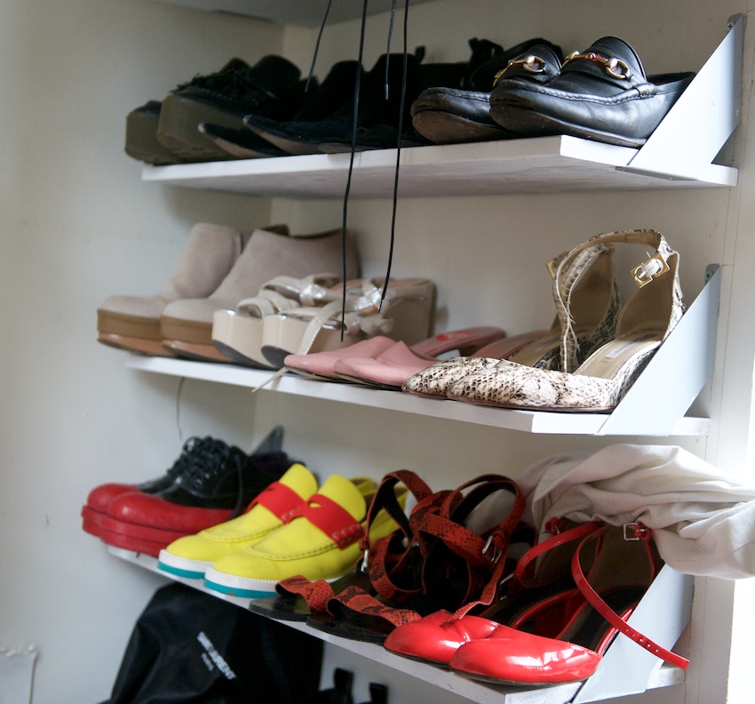 shoe displays, shoe racks