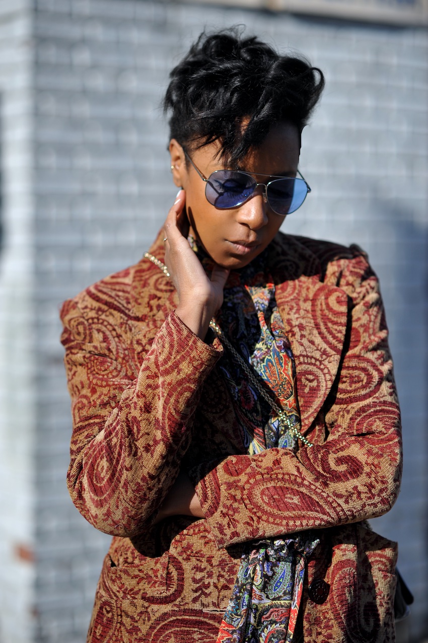 Karen Blanchard the fashion blogging wear a short hair style for black women