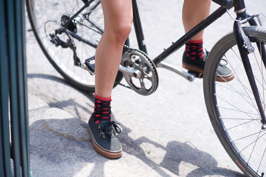 dotted ankle socks