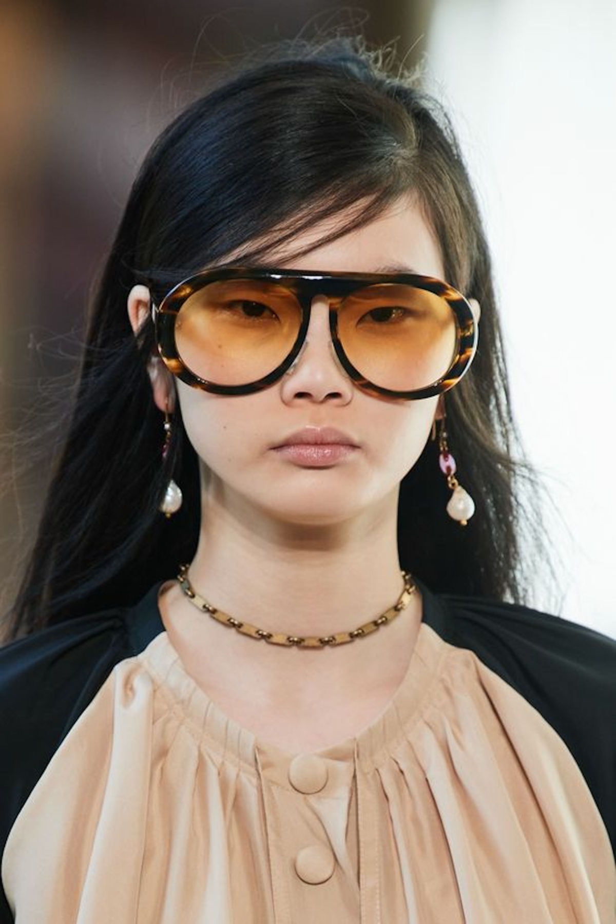 sunglasses trend D-shaped